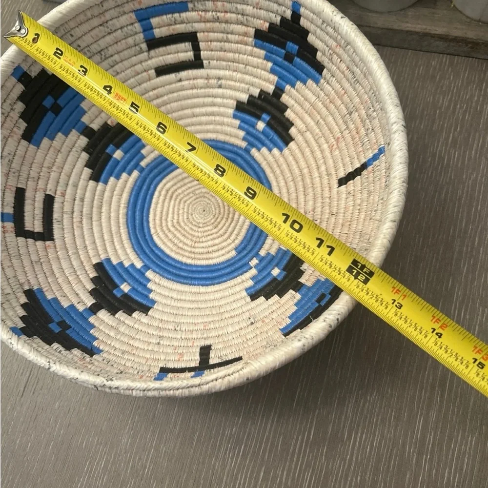 African Basket- Siwe Rwanda Basket Woven Basket‎ Sisal & Sweetgrass